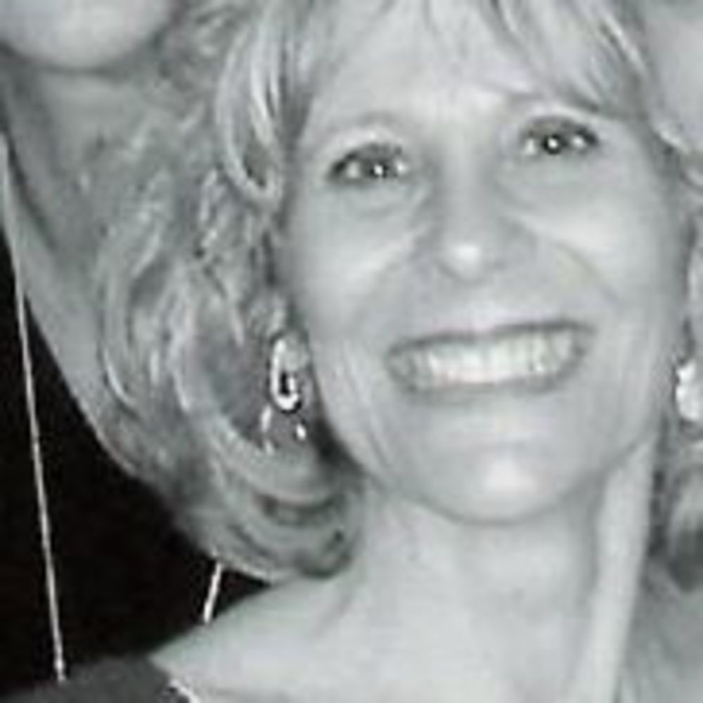 Meet your Posher, Lorraine